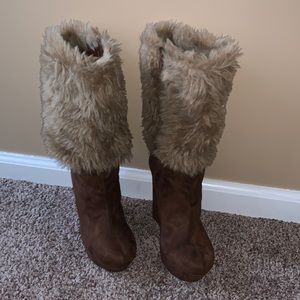 Faux fur boots
